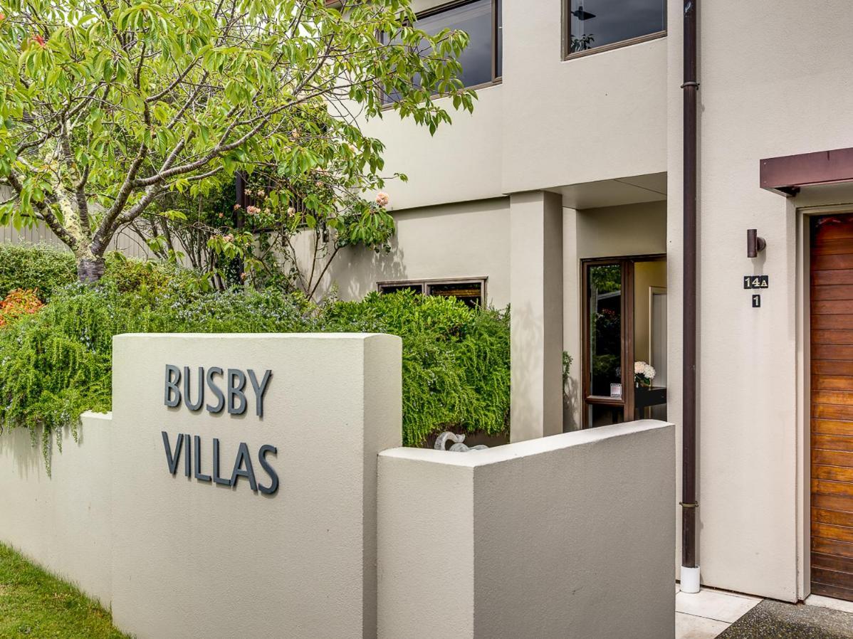 Busby Hill Villa - Havelock North Holiday Home מראה חיצוני תמונה
