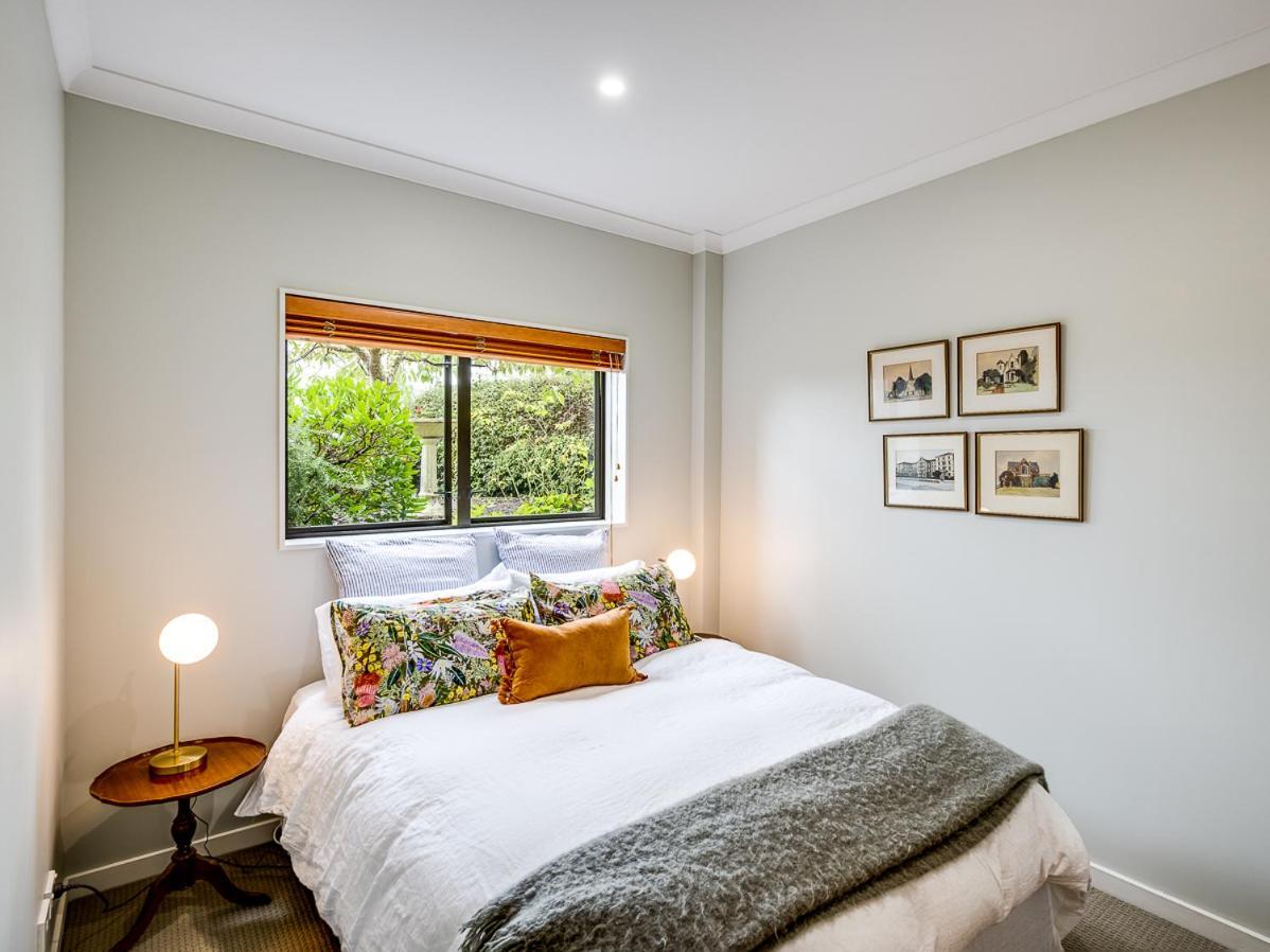 Busby Hill Villa - Havelock North Holiday Home מראה חיצוני תמונה