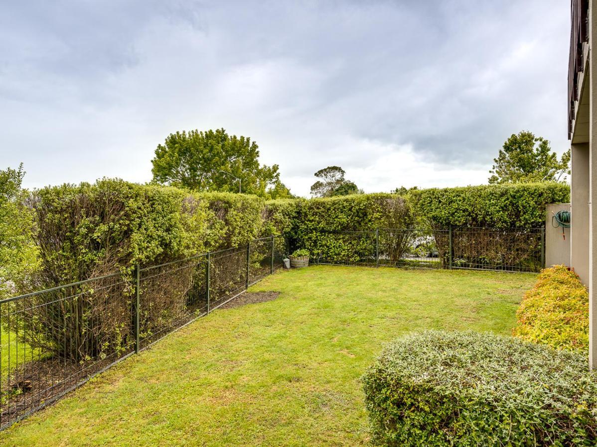 Busby Hill Villa - Havelock North Holiday Home מראה חיצוני תמונה